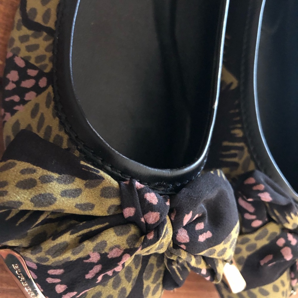 Burberry flats size 37.5